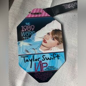 Taylor Swift 1989 World Tour Laminate VIP Pass Badge Official Merch Lanyard